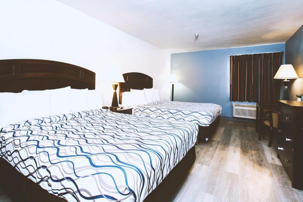 Best Western Wichita North พาร์กซิตี้ ภายนอก รูปภาพ