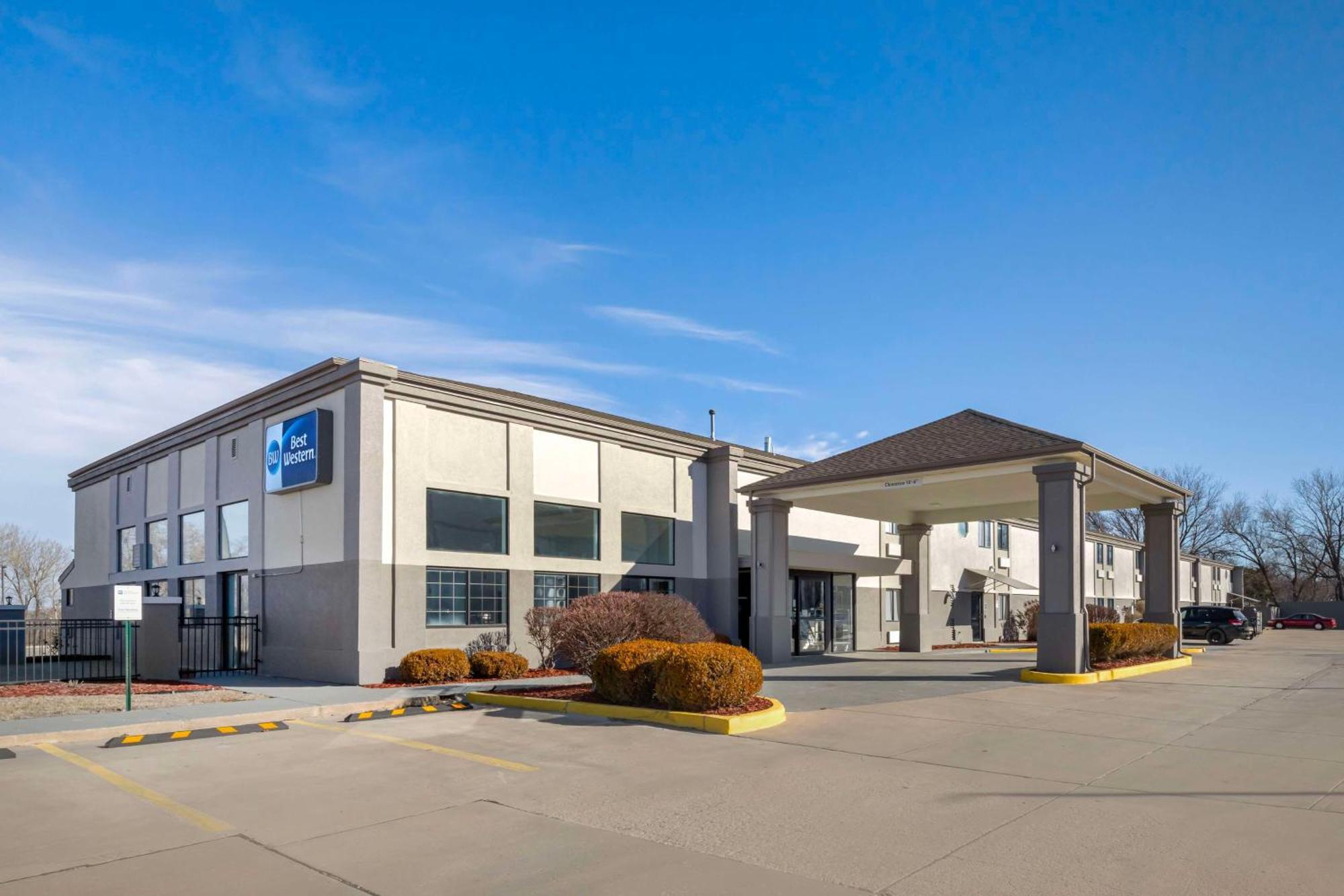 Best Western Wichita North พาร์กซิตี้ ภายนอก รูปภาพ